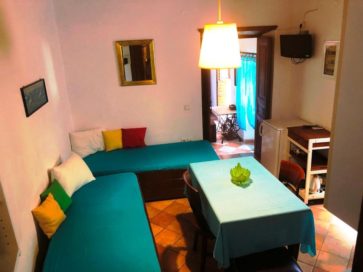 Machi'S House Aparthotel Plaka  Exterior photo